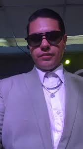 gardeando 😎🎸🎵🎤🌠