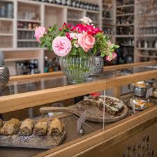 Shakila's new video to aryana saeed fahim fana and mojgan with different styles. Cafe Maria Glockenbachviertel Munchen Creme Guides