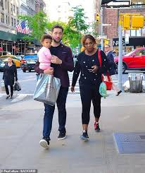 Serena williams played tennis alongside daughter olympia. Serena Williams Enjoys Post Met Gala Family Stroll With Doting Husband In 2020 Venus And Serena Williams Serena Williams Serena
