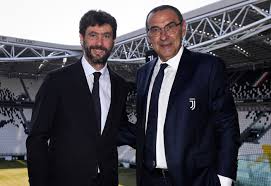 Sarri'nin de tekrar futbola geri dönmek için önemli bir proje istediği, fiorentina'nın bu projeyi sunduğu fiorentina'nın milyarder i̇talyan asıllı amerikalı sahibi rocco commisso da maurizio sarri ile yüz yüze. How Can Maurizio Sarri Win Over The Juventus Faithful And Continue An Era Of Dominance
