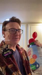 Songwriter #livemusic #theviperroom