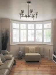 Bryont rugs and livings july 1 2018. Dressing Up A Bay Window In A Living Room Houzz Uk