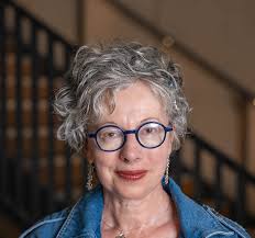 MEET OUR RESEARCH TEAM