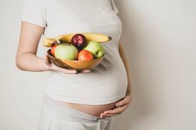 Apel hijau mengandung beta karoten yang juga berperan sebagai antioksidan. Perlu Atau Tidak Ibu Hamil Ambil Vitamin C The Important Of Vitamin C Youbaby