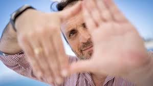 Ramos, exfotógrafo de Moncloa: "Le haría antes las fotos a Sara Baras que a  Rajoy, y él lo entendería"