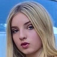 Anis Sienna Edad, Familia, Biografía