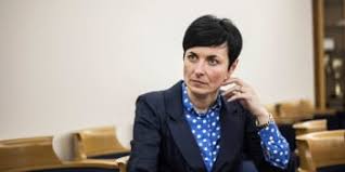 Lenka bradáčová je ve funkci pražské vrchní státní zástupkyně už 5 let. Lenka Bradacova Cnn Prima News