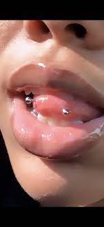 In snake eye piercing, your tongue is pierced horizontally across the tip with the help of small barbell. Snakebite Snake Eyes Piercing Cute Tongue Piercing Snake Eyes Tongue Piercing