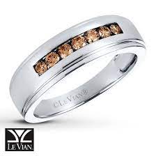 Le Vian Chocolate Diamonds Men S Ring In Vanilla Gold Chocolate Diamond Wedding Rings Chocolate Diamond Ring Chocolate Diamonds