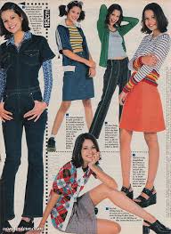 Check spelling or type a new query. Solange Die 90er Jahre Noch Richtig Geschmacksverstaucht Sind Sollte Man Sie Geniessen Die 80er Schuttelten 90er Jahre Outfit 90er Jahre Mode 80er 90er Mode