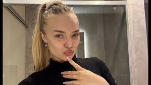 Cameron Sage From's Soft & Dewy Everyday Beachy Makeup