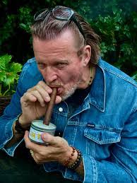 Lawrence Goode's Instagram, Twitter & Facebook