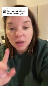 Hanging Out with Elyse Myers and Friendship