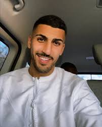 Aymen Barkok (@fans_aymen_barkok) • Instagram photos and videos