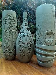 Nathalie Djakou Kassi Creations Handgeschnitzte Keramikgefasse Ceramicart Tas Seramik Seramik Sanati Seramik Heykeller