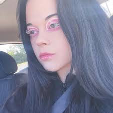 Erika Benham (@eb.looks) • Instagram photos and videos