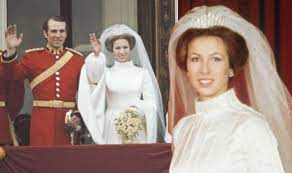 The most elaborate and expensive princess wedding dresses we've ever seen, including princess diana, kate middleton and so many more. Princess Anne News Queen S Daughter Wore Queen Mary Fringe Tiara For Wedding Express Co Uk