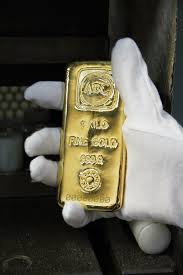 The Abc Bullion 1 Kilogram Gold Bar Is The Most Widely Domestically Traded Bullion Bar And Gives Investors The Most Cost Effective Access T Ingot Gold Gold Bar