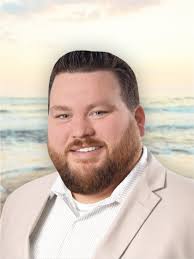 Cain Cuninghame Real Estate Associate in Virginia Beach Virginia