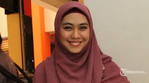 Oki setiana dewi, jakarta, indonesia. Ustadzah Oki Setiana Dewi Lebih Dulu Kabarkan Istri Ustadz Nur Maulana Meninggal Ini Ungkapannya Tribun Sumsel