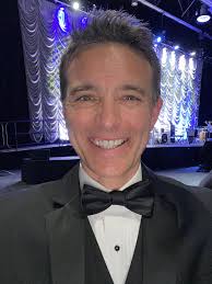 They shoot for the stars at the Breakthrough T1D Cincinnatians of the Year  Gala and they reach them! Congratulations to Jack Hughes & the Haus of  Hughes for being tonight's special honorees.