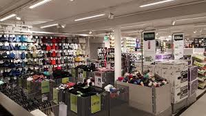 I forbindelse med den pågående smittesituasjonen er det de mest nødvendige butikkene som nå holder åpent. Xxl Sandvika Storsenter Sandvika Adresse Telefon Apningstider Anmeldelser