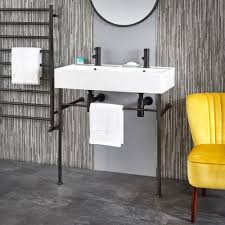 What a convenient set up for hand laundering. Milano Dalton 820mm Double Basin With Black Washstand