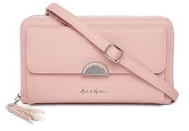 The aesthetically designed wallets have a nice feel and touch to them apart from coming at very affordable prices. 10 Best Wallet Purse Brands For Women To Keep Money In Style Looksgud Com