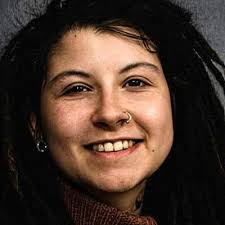 Tamara Bray's Instagram, Twitter & Facebook