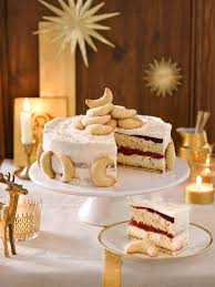 Vanillekipferl Torte Heft Dezember 2014 Foto C Maike Jessen Fur Mein Buffet Kuchen Und Torten Vanillekipferl Leckere Torten