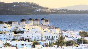 The ultimate beach club in one of the most tranquil bays of mykonos. Mykonos News Hintergrunde Fvw