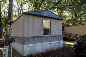 Our single wide mobile homes, aka single sections, range from the highly compact to the very spacious and come in a variety of widths, lengths enjoy browsing our impressive collection of single wide mobile home floor plans. 1995 Fleetwood Vogue 14x70 3 Bed 2 Bath Home Mobile Home For Sale In Chesapeake Va 876452