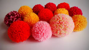 How To Make Pom Pom How To Make Perfect Yarn Pom Poms Easy Way Of Pompom Making Youtube