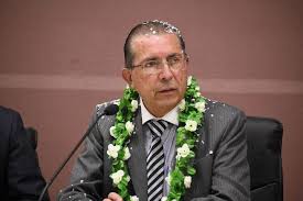 99% poblacion pobre en senasa. Ministerio De Salud Y Deportes De Bolivia Nuevo Ministro De Salud Toma Posesion De Su Despacho Con La Mision De Proteger A La Poblacion