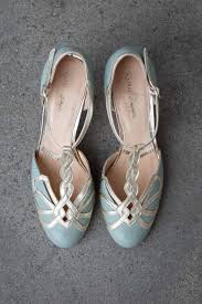 Große auswahl an sommerlichen sandalen für damen kostenloser versand ab 29€ schnelle lieferung. Brautschuh Mit Geflochtenem T Strap Im Vintage Stil Exklusiv Bei Noni Rosita Mint Gold In 2020 Brautschuhe Schuhe Hochzeit Hochzeitsschuhe