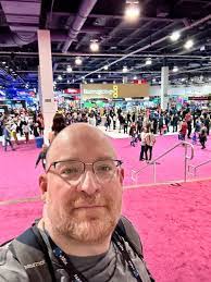 Benjamin Kindred's Instagram, Twitter & Facebook