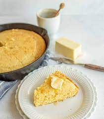 Cornmeal griddle cakes are the most basic of southern breads. Corn Grits Cornbread 10 Best Corn Bread With Grits Recipes Yummly Combine The Dry Ingredients Except The Soda Alinemoretto