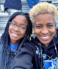 Very sad news this is a post from Ellen Kiok Kolodney daughter Hi everyone.  This is Ellen's daughter Leah. My mom passed away today. It was sudden and  Akiba and I are