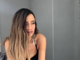 21 апреля 1990 г., симферополь. Dorofeeva Pokazala Figuru V Kupalnike Bulvar Shoubiz