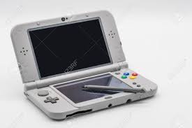 Un clásico de nintendo ds vuelve con más aventuras «entrañables» en mario & luigi: Bangkok Thailand Jan 18 2018 Nintendo 3ds Ll Super Famicom Stock Photo Picture And Royalty Free Image Image 97174827