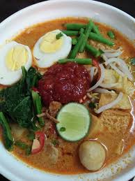 Ya, pedagang cina yang ingin bereksperimentasi dengan rempah ratus yang dibawa oleh pedagang india. Resepi Mee Kari Chinese Style Sedap Dan Mudah