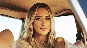 Jordan Minton's Instagram, Twitter & Facebook