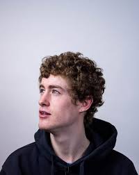 Daniel Comerford's Instagram, Twitter & Facebook