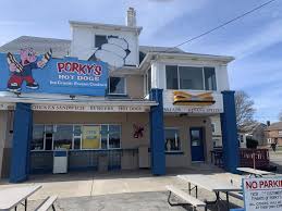 Porky's Hot Dogs | Niagara Falls USA