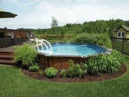 Toutes ses piscines sont conçues en sur mesure, pour vous offrir. Comment Embellir Une Piscine Hors Sol Ou Semi Enterree 20 Idees