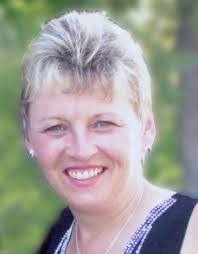 Lori Peck's Instagram, Twitter & Facebook