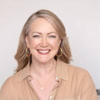 Jennifer Sollinger's Instagram, Twitter & Facebook