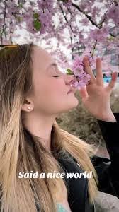 Valerie Vance's Instagram, Twitter & Facebook