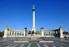A hősök tere budapest legtágasabb, legnagyobb hatású tere a xiv. Nemzeti Orokseg Intezete Hosok Tere