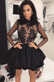 Femmes en dentelle robe, faite de tissu fin. Acheter Illusion Noire A Manches Longues En Dentelle A Ligne Robes De Bal Tulle Applique Layered Ruffles Court Bal Cocktail Robes Plus Size De 85 52 Du Misshowdress Dhgate Com